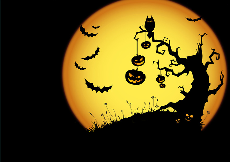 Spooky_halloween_tree_and_moon_pic.png