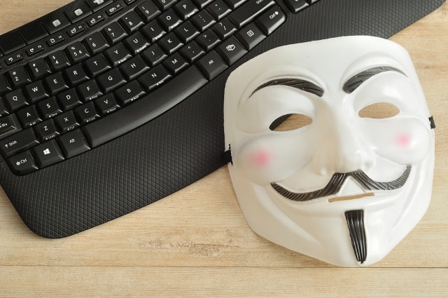anonymous_mask_keyboard.jpg